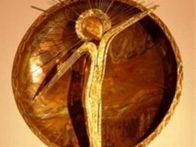 Gudstjeneste ledet av Laurene Kalamo. Tema. 'Jesus ser deg!' Pastor Susan G.Mati taler. Dominique Essono synger. Musikk ved Audun Frode Ringkjøb Nattverd. Kirkekaffe