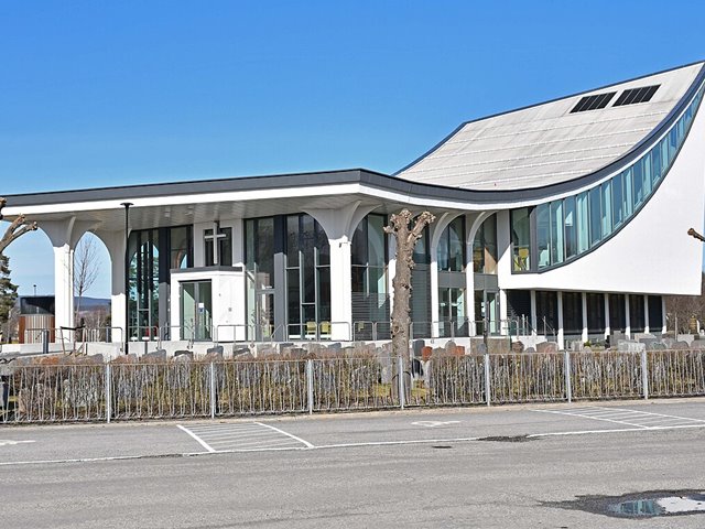 Felleskirkelig nattverdgudstjeneste på Skjærtorsdags kveld. Mange deltar, se nærmere annonsering.